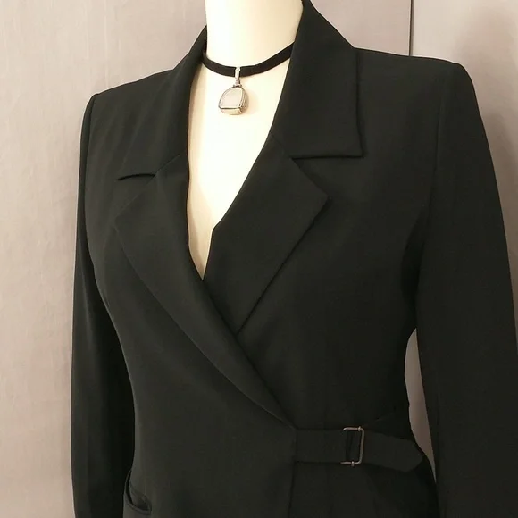 Assymetrical Black Jacket Ivan Grundahl sz 40 US 12 Classy Designer Eye Catching